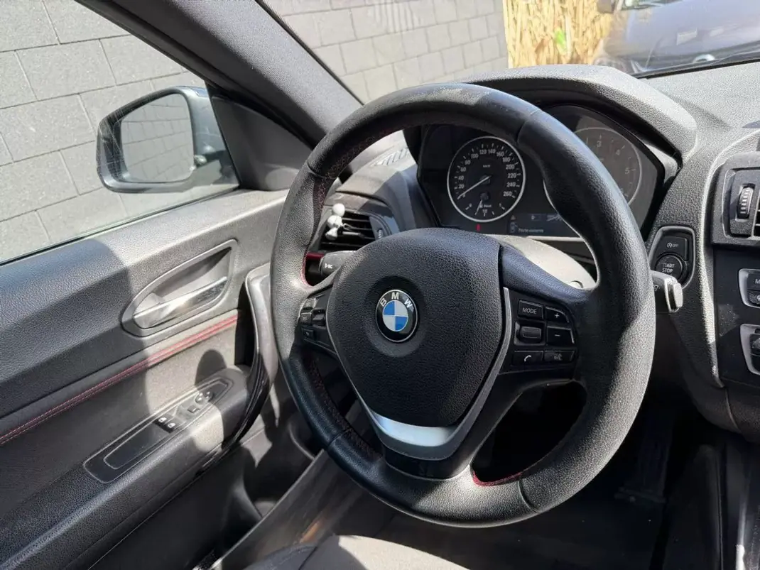 BMW 118 2015 - 9980 EUR, 192573 km - AUTO.MOTO.pt - 192573km - foto 5 de 13