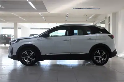 Peugeot 3008 2021 - 22990 EUR, 110993 km - AUTO.MOTO.pt - 110993km - foto 3 de 26