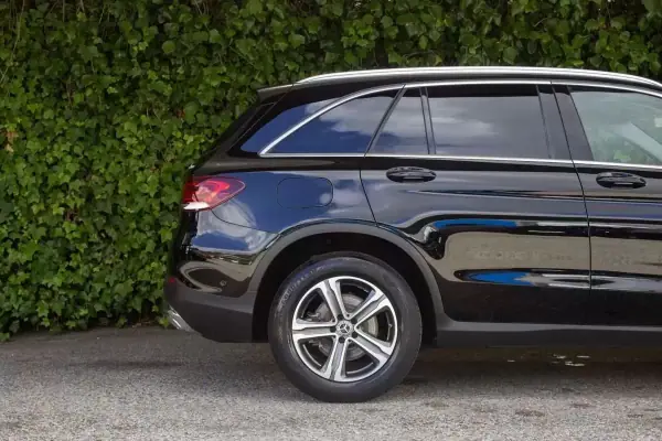 Mercedes-Benz GLC 220 2020 - 39900 EUR, 85000 km - AUTO.MOTO.pt - 85000km - foto 4 de 19