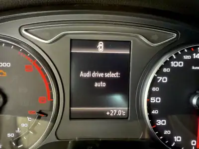 Audi A3 Sportback 2016 - 16000 EUR, 158000 km - AUTO.MOTO.pt - 158000km - foto 82 de 94