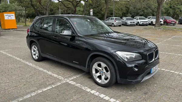 BMW X1 2013 - 11000 EUR, 200000 km - AUTO.MOTO.pt - 200000km - foto 7 de 15