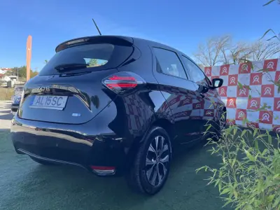 Renault Zoe 2021 - 18490 EUR, 34075 km - AUTO.MOTO.pt - 34075km - foto 3 de 21