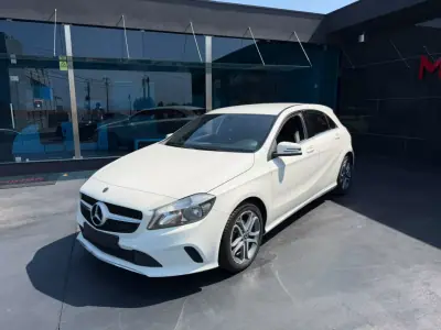 Mercedes-Benz A 180 2017 - 17900 EUR, 145000 km - AUTO.MOTO.pt - 145000km - foto 3 de 14