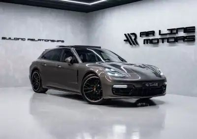 Porsche Panamera Sport Turismo 2018 - 69950 EUR, 133000 km - AUTO.MOTO.pt - 133000km - foto 2 de 60