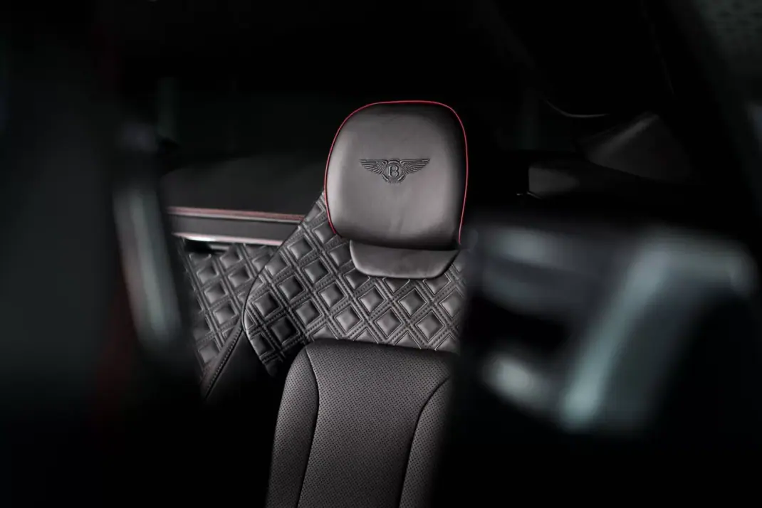 Bentley Continental 2020 - 237000 EUR, 35000 km - AUTO.MOTO.pt - 35000km - foto 4 de 4