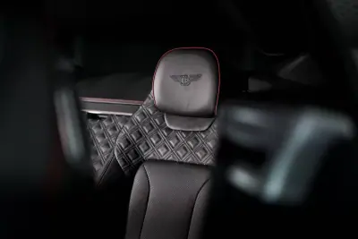 Bentley Continental 2020 - 237000 EUR, 35000 km - AUTO.MOTO.pt - 35000km - foto 4 de 4