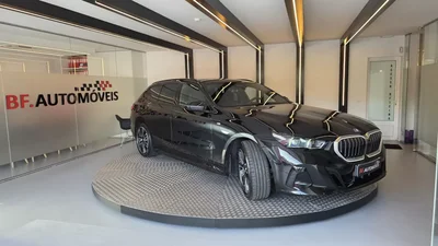 BMW 530e 2024 - 64900 EUR, 8152 km - AUTO.MOTO.pt - 8152km - foto 5 de 59