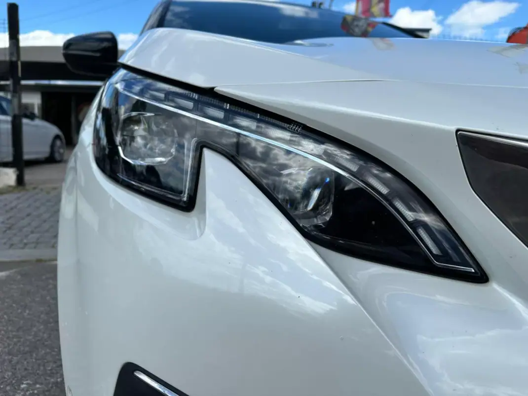 Peugeot 3008 2020 - 23900 EUR, 132834 km - AUTO.MOTO.pt - 132834km - foto 11 de 34