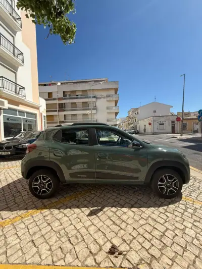 Dacia Spring 2022 - 13500 EUR, 39000 km - 39000km - foto 4 de 12