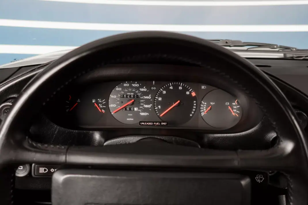 Porsche 928 1988 - 52500 EUR, 62911 km - AUTO.MOTO.pt - 62911km - foto 8 de 16