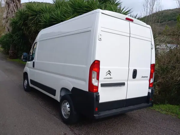 Citroën Jumper 2019 - 18900 EUR, 145680 km - AUTO.MOTO.pt - 145680km - foto 7 de 12