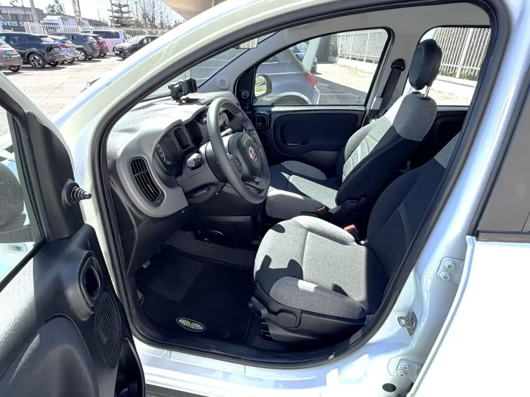 Fiat Panda 2021 - 10950 EUR, 78509 km - AUTO.MOTO.pt - 78509km - foto 6 de 12