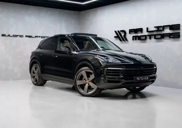 Porsche Cayenne 2023 - 89950 EUR, 40000 km - AUTO.MOTO.pt - 40000km - foto 2 de 59