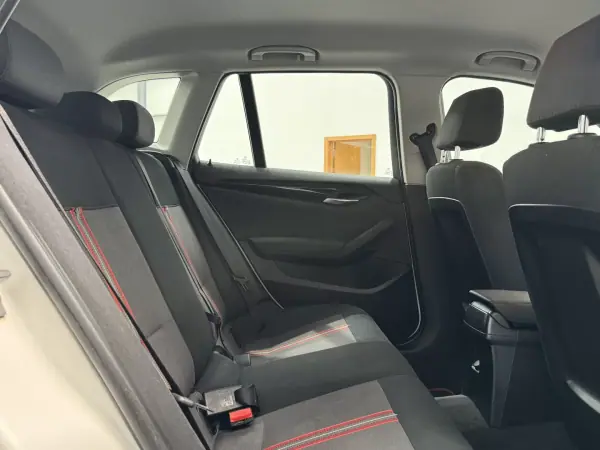 BMW X1 2015 - 16490 EUR, 255000 km - AUTO.MOTO.pt - 255000km - foto 30 de 31