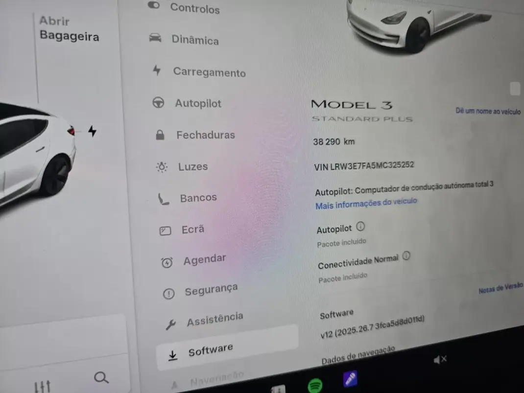 Tesla Model 3 2021 - 25950 EUR, 38290 km - AUTO.MOTO.pt - 38290km - foto 38 de 49