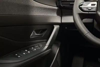 Peugeot 308 SW 2024 - 20950 EUR, 33291 km - AUTO.MOTO.pt - 33291km - foto 44 de 50