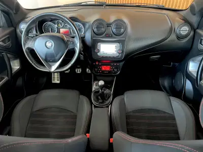 Alfa Romeo MiTo 2016 - 8900 EUR, 137500 km - AUTO.MOTO.pt - 137500km - foto 56 de 96