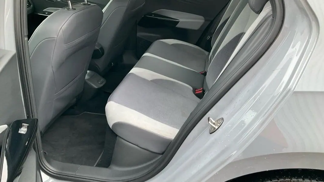 Volkswagen ID.3 2020 - 21825 EUR, 169550 km - 169550km - foto 10 de 10