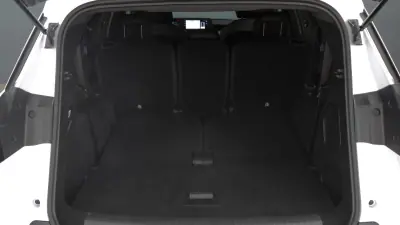 Peugeot 5008 2025 - 32850 EUR, 15000 km - AUTO.MOTO.pt - 15000km - foto 8 de 38
