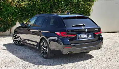 BMW 530e 2022 - 44900 EUR, 52332 km - AUTO.MOTO.pt - 52332km - foto 15 de 46