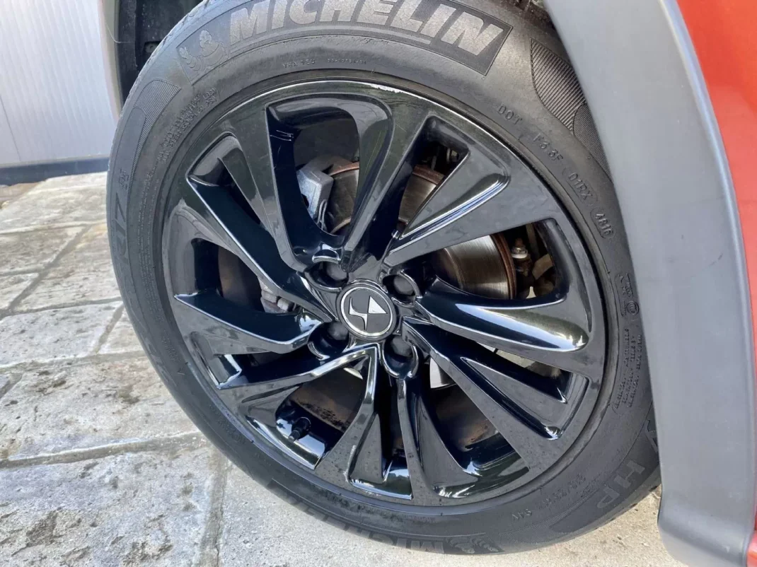 DS DS4 Crossback 2017 - 14990 EUR, 80949 km - AUTO.MOTO.pt - 80949km - foto 17 de 18