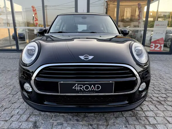 MINI One 2016 - 11900 EUR, 133000 km - AUTO.MOTO.pt - 133000km - foto 12 de 86