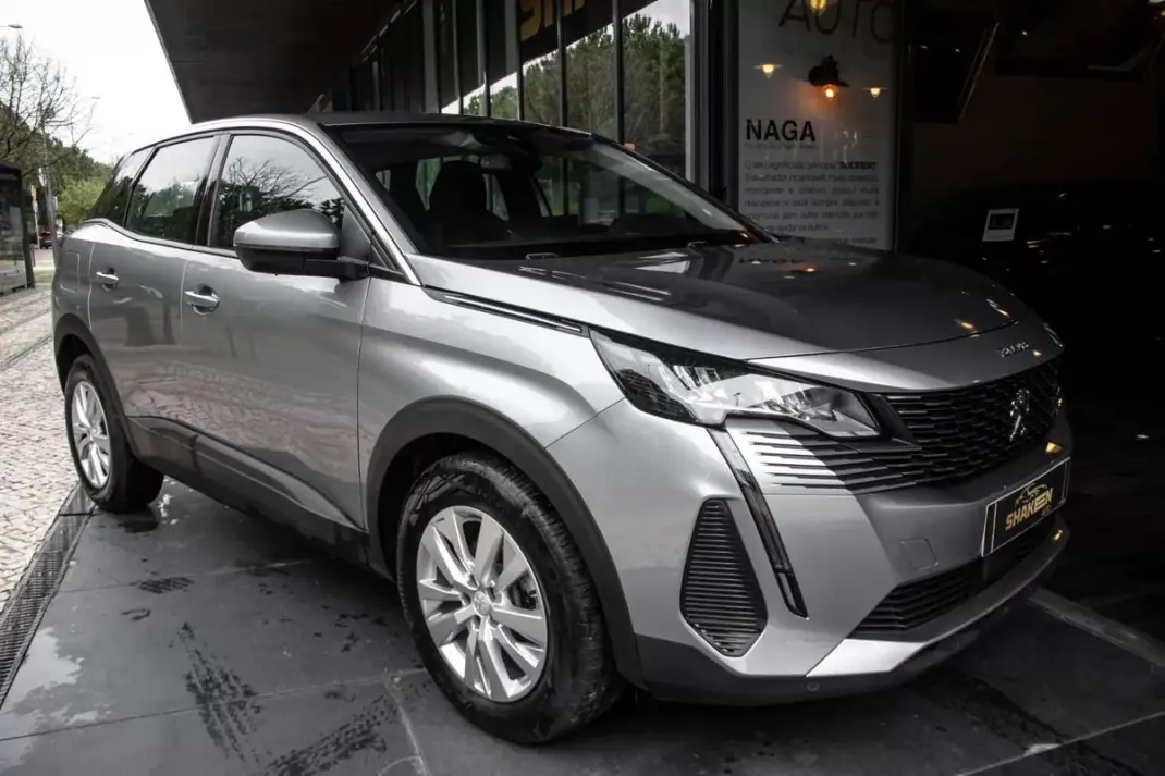 Peugeot 3008 2021 - 17490 EUR, 156618 km - AUTO.MOTO.pt - 156618km - foto 6 de 40