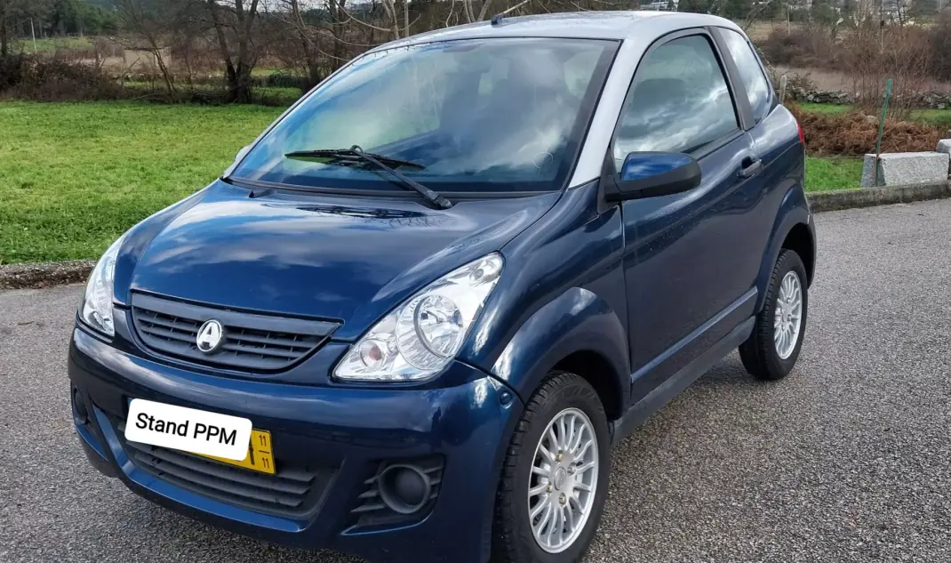 Aixam City 2011 - 7900 EUR, 35000 km - AUTO.MOTO.pt - 35000km - foto 1 de 7