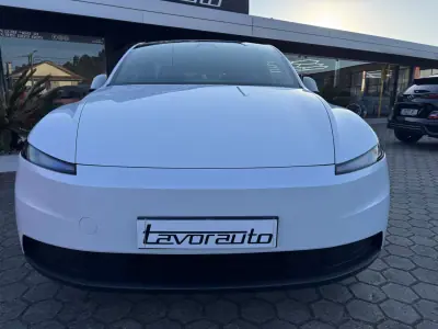 Tesla Model Y 2026 - 44900 EUR, 100 km - AUTO.MOTO.pt - 100km - foto 3 de 31