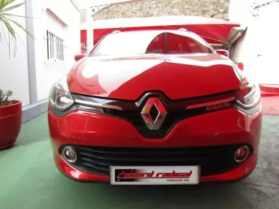 Renault Clio Sport Tourer 2014 - 8499 EUR, 167211 km - 167211km - foto 2 de 14