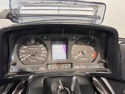 Honda Gold Wing 2000 - 8750 EUR, 84000 km - AUTO.MOTO.pt - 84000km - foto 19 de 28