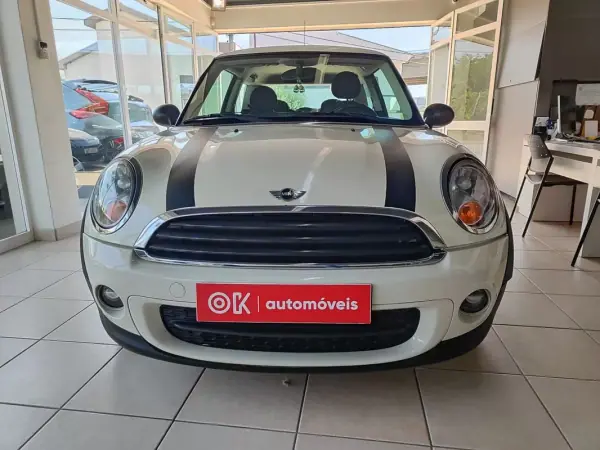 MINI One 2011 - 8250 EUR, 180000 km - AUTO.MOTO.pt - 180000km - foto 3 de 34