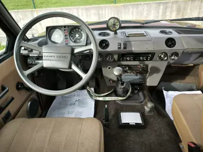 Land Rover Range Rover 1980 - 24950 EUR, 107869 km - AUTO.MOTO.pt - 107869km - foto 6 de 50