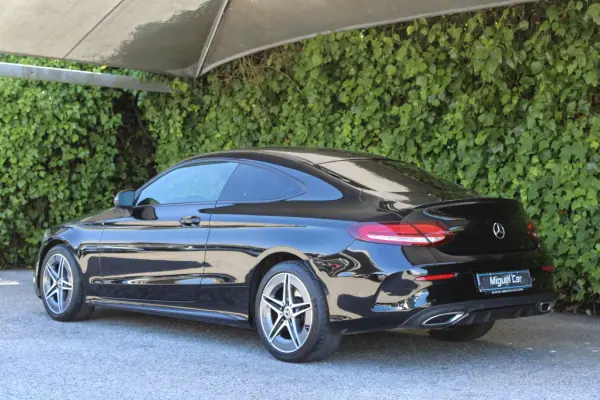 Mercedes-Benz C 200 2019 - 29900 EUR, 90000 km - AUTO.MOTO.pt - 90000km - foto 10 de 16