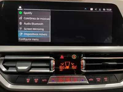 BMW 330e 2019 - 23950 EUR, 154443 km - 154443km - foto 13 de 20