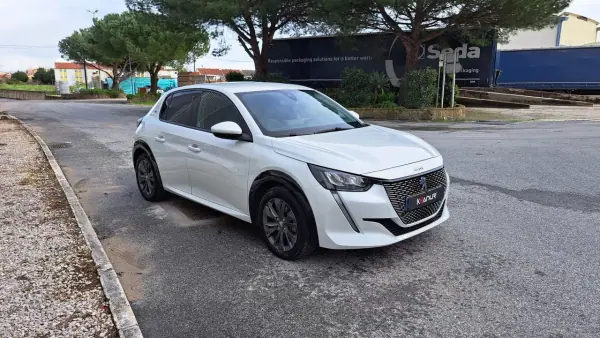 Peugeot e-208 2021 - 16480 EUR, 40817 km - AUTO.MOTO.pt - 40817km - foto 15 de 56