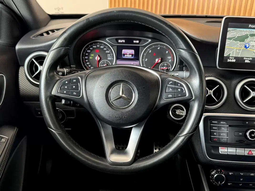 Mercedes-Benz A 180 2015 - 15999 EUR, 219500 km - AUTO.MOTO.pt - 219500km - foto 69 de 110