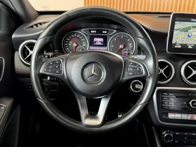 Mercedes-Benz A 180 2015 - 15999 EUR, 219500 km - AUTO.MOTO.pt - 219500km - foto 69 de 110