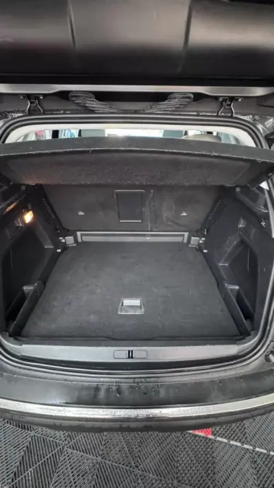 Peugeot 3008 2018 - 18900 EUR, 115000 km - AUTO.MOTO.pt - 115000km - foto 29 de 46
