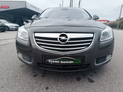 Opel Insignia 2010 - 7500 EUR, 206000 km - AUTO.MOTO.pt - 206000km - foto 7 de 31