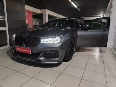 BMW 740 2018 - 30750 EUR, 246000 km - AUTO.MOTO.pt - 246000km - foto 21 de 40
