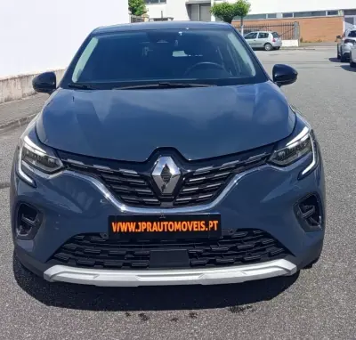 Renault Captur 2022 - 19990 EUR, 69045 km - AUTO.MOTO.pt - 69045km - foto 2 de 20