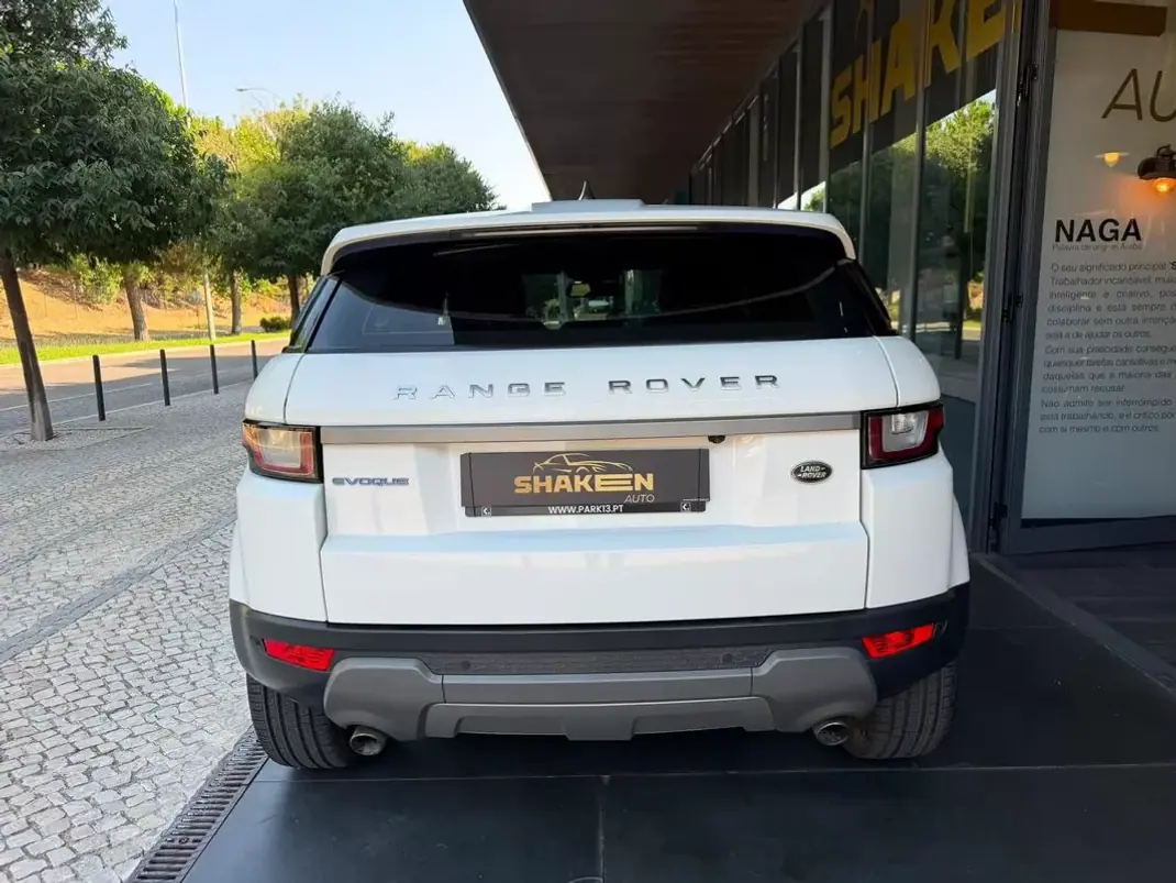 Land Rover Range Rover Evoque 2017 - 17890 EUR, 205931 km - 205931km - foto 8 de 26