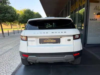Land Rover Range Rover Evoque 2017 - 17890 EUR, 205931 km - AUTO.MOTO.pt - 205931km - foto 8 de 26