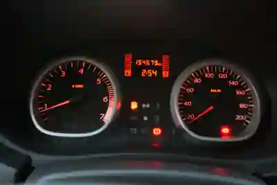 Dacia Duster 2010 - 6250 EUR, 155000 km - AUTO.MOTO.pt - 155000km - foto 13 de 24