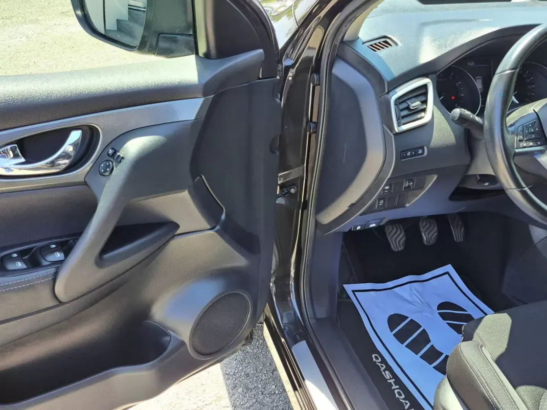 Nissan Qashqai 2019 - 18750 EUR, 92563 km - 92563km - foto 14 de 50
