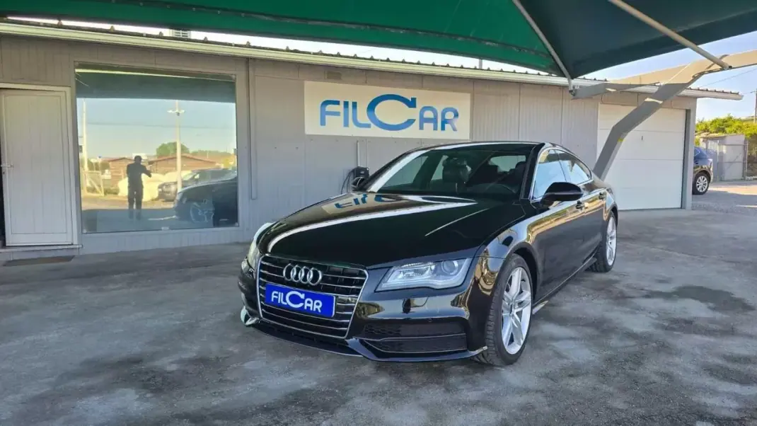 Audi A7 Sportback 2013 - 19800 EUR, 232000 km - AUTO.MOTO.pt - 232000km - foto 8 de 20