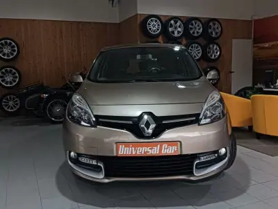 Renault Scénic 2015 - 10990 EUR, 159000 km - AUTO.MOTO.pt - 159000km - foto 2 de 19