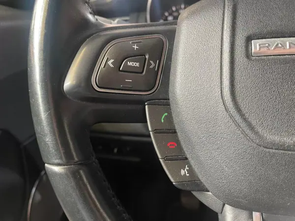 Land Rover Range Rover Evoque 2016 - 16999 EUR, 105000 km - AUTO.MOTO.pt - 105000km - foto 40 de 49