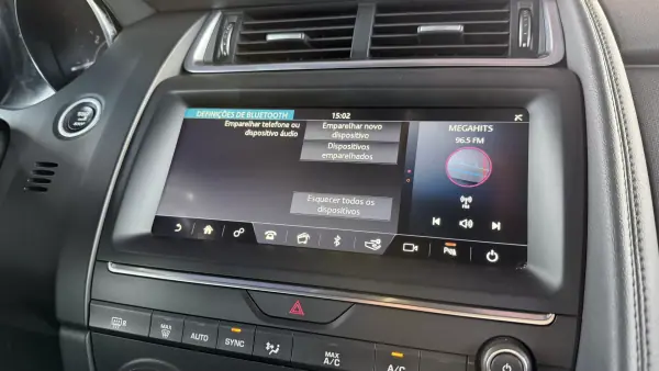 Jaguar E-Pace 2019 - 24500 EUR, 164000 km - AUTO.MOTO.pt - 164000km - foto 47 de 64